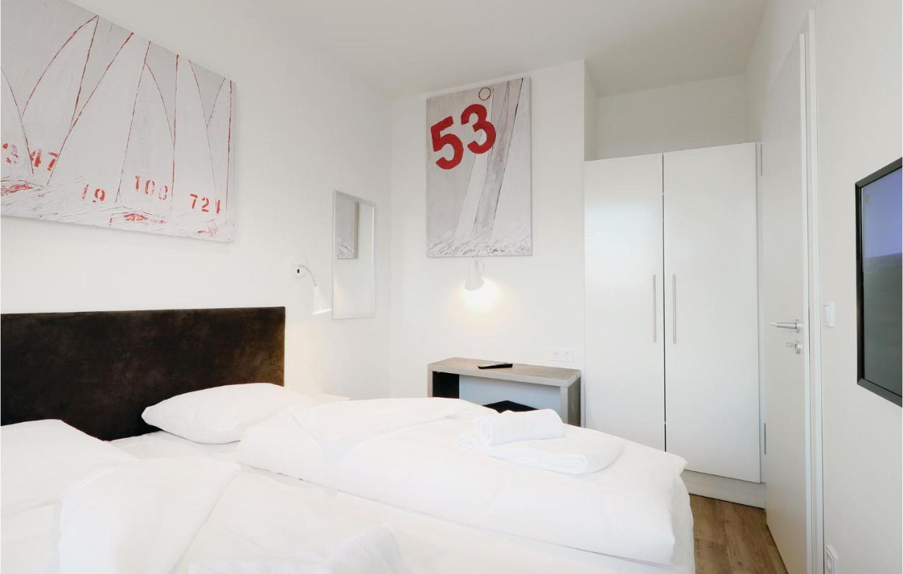 2 Bedroom Stunning Apartment In Luebeck Travemuende Eksteriør billede
